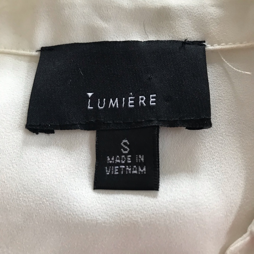 Lumiere cold shoulder blouse - Picture 9 of 11